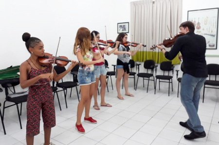 Oficina de Violino no IEM