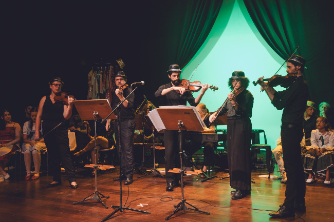 Violinos no IEM Foto Caio Lírio caiolirio